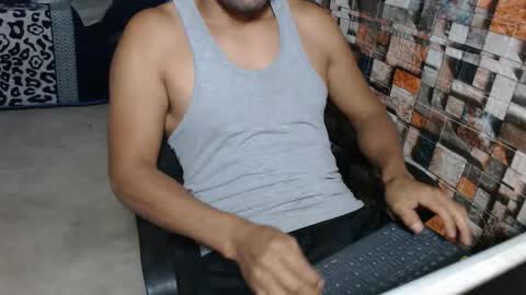 arnold online show from 12-14-25, 02:28