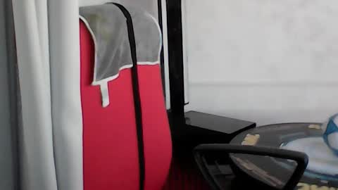 Snapshot of sexcoppia_24 chatting on 06-20-26, 07:44 sexcoppia_24 online show from 06-20-26, 07:44