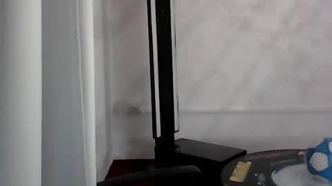 Snapshot of sexcoppia_24 chatting on 07-10-26, 08:29 sexcoppia_24 online show from 07-10-26, 08:29