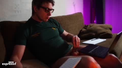 Snapshot of sexespresso chatting on 02-14-25, 03:47 Thank you for Birthday Wishes online show from 02-14-25, 03:47