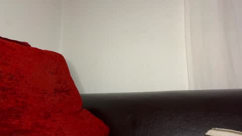 Snapshot of sexfriendch chatting on 01-09-25, 08:24 Lucenzo online show from 01-09-25, 08:24