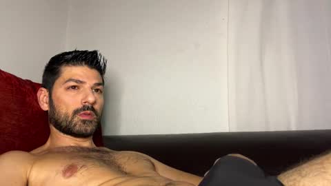 Snapshot of sexfriendch chatting on 11-30-25, 03:21 Lucenzo online show from 11-30-25, 03:21