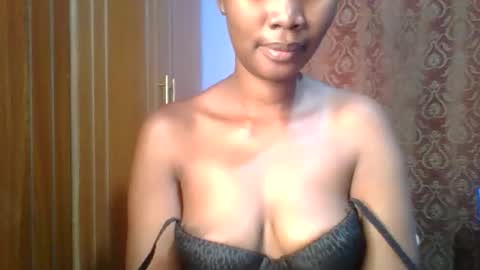 Snapshot of sexie_love chatting on 01-19-26, 03:27 Nancy online show from 01-19-26, 03:27