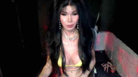 Snapshot of sexiest_asiants chatting on 09-16-25, 09:05 nicole online show from 09-16-25, 09:05