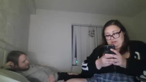 sexiicouple4u69 online show from 02-21-26, 09:32