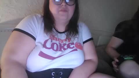 sexiicouple4u69 online show from 02-24-26, 11:08