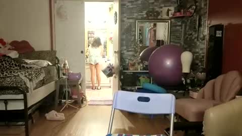 sexiwhiskey699 online show from 05-28-26, 04:43