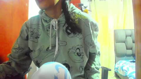 Snapshot of sexmilkdirty chatting on 04-24-26, 10:01 sexmilkdirty online show from 04-24-26, 10:01