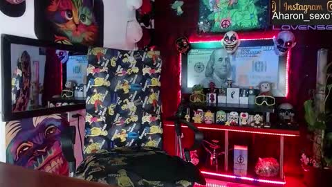 Aharon  ravelo online show from 12-17-25, 10:49