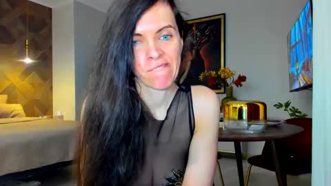 sexqueen1111 online show from 12-05-25, 01:20