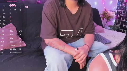 Snapshot of sextape_couple chatting on 02-04-25, 07:11 Ask me online show from 02-04-25, 07:11