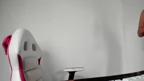 Snapshot of sexual_addiction chatting on 01-15-25, 09:20 SARA online show from 01-15-25, 09:20