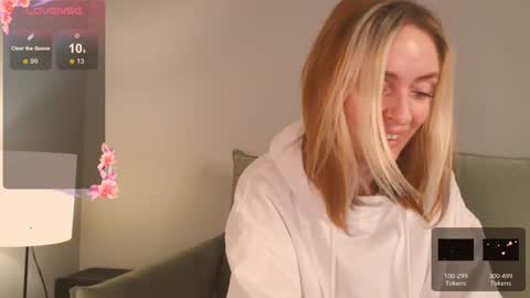 Snapshot of sexuallycorrect chatting on 01-24-25, 05:53 Ray New video in bio online show from 01-24-25, 05:53