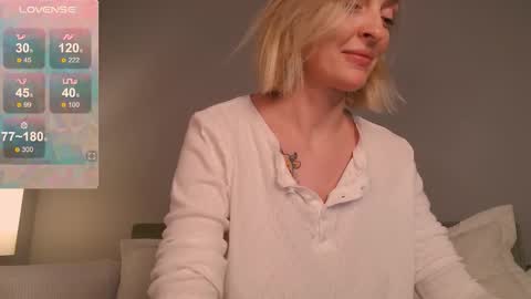 Snapshot of sexuallycorrect chatting on 11-03-25, 09:27 Ray New video in bio online show from 11-03-25, 09:27