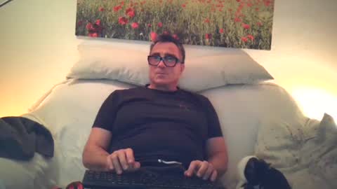 Snapshot of sexurbation chatting on 12-24-24, 11:11 Sexurbation online show from 12-24-24, 11:11