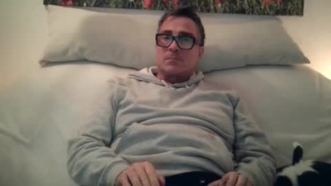 Snapshot of sexurbation chatting on 01-05-25, 08:31 Sexurbation online show from 01-05-25, 08:31