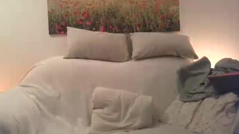 Snapshot of sexurbation chatting on 01-15-25, 10:35 Sexurbation online show from 01-15-25, 10:35