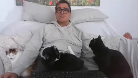 Sexurbation online show from 01-19-25, 02:17