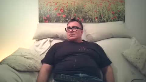 Snapshot of sexurbation chatting on 09-28-25, 07:30 Sexurbation online show from 09-28-25, 07:30