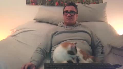 Snapshot of sexurbation chatting on 12-15-25, 07:51 Sexurbation online show from 12-15-25, 07:51