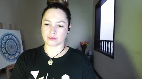 Snapshot of sexwwoman chatting on 02-11-25, 10:39 CHIARA online show from 02-11-25, 10:39