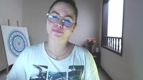 Snapshot of sexwwoman chatting on 02-16-25, 09:16 CHIARA online show from 02-16-25, 09:16