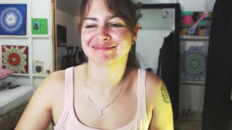 Snapshot of sexwwoman chatting on 09-12-25, 10:10 CHIARA online show from 09-12-25, 10:10