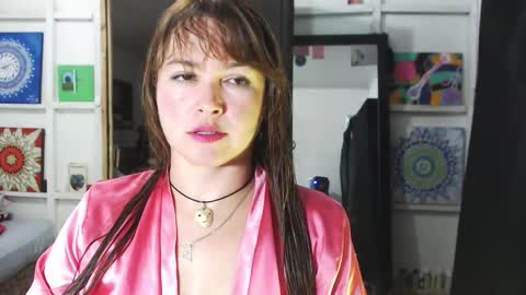 Snapshot of sexwwoman chatting on 10-23-25, 09:35 CHIARA online show from 10-23-25, 09:35