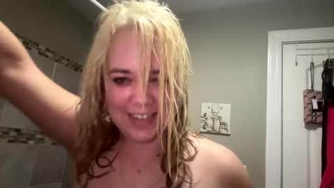 sexxiibossbabe online show from 11-19-25, 06:35