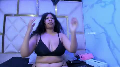 Snapshot of sexxtaty chatting on 05-28-26, 02:36 Sexxtaty online show from 05-28-26, 02:36