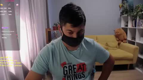 Snapshot of sexxxdickbig chatting on 07-07-26, 06:47 Tommy online show from 07-07-26, 06:47