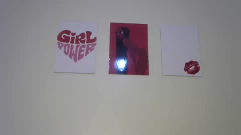 Snapshot of sexxy_bhaddie chatting on 01-23-25, 02:23 kisses online show from 01-23-25, 02:23