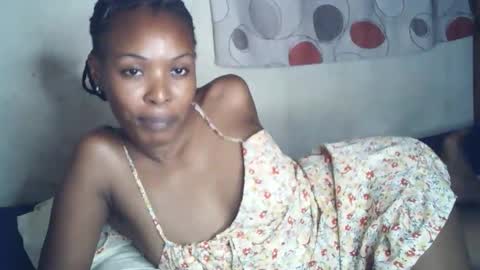 Snapshot of sexxy_curvy23 chatting on 01-06-26, 06:39 sexxy_curvy23 online show from 01-06-26, 06:39