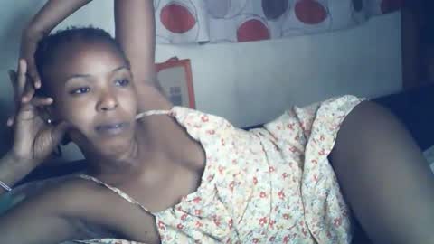 sexxy_curvy23 online show from 01-15-26, 07:39