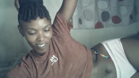 sexxy_curvy23 online show from 02-08-26, 06:11