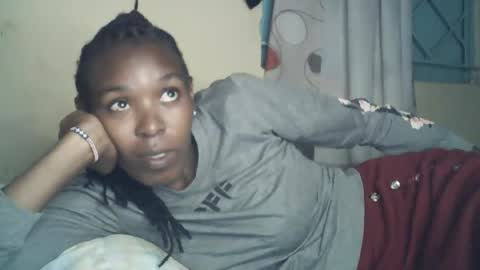 Snapshot of sexxy_curvy23 chatting on 06-16-26, 03:53 sexxy_curvy23 online show from 06-16-26, 03:53