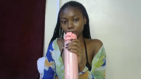 Snapshot of sexxy_divaa chatting on 04-18-26, 07:58 vicky online show from 04-18-26, 07:58