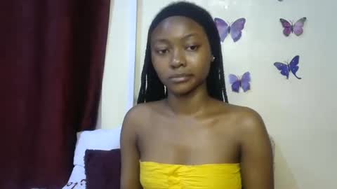 Snapshot of sexxy_divaa chatting on 04-25-26, 05:54 vicky online show from 04-25-26, 05:54