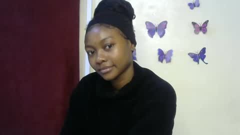 Snapshot of sexxy_divaa chatting on 04-30-26, 05:36 vicky online show from 04-30-26, 05:36