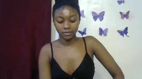 Snapshot of sexxy_divaa chatting on 05-03-26, 09:15 vicky online show from 05-03-26, 09:15