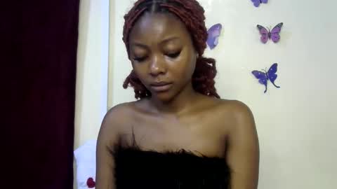 Snapshot of sexxy_divaa chatting on 05-19-26, 04:46 vicky online show from 05-19-26, 04:46