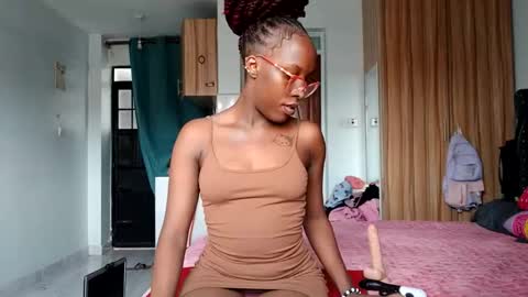 Snapshot of sexxy_flave chatting on 10-13-25, 08:58 Sexxy Flave online show from 10-13-25, 08:58