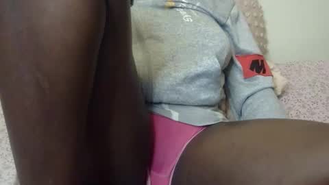 sexxy_maya1 online show from 11-14-25, 11:13