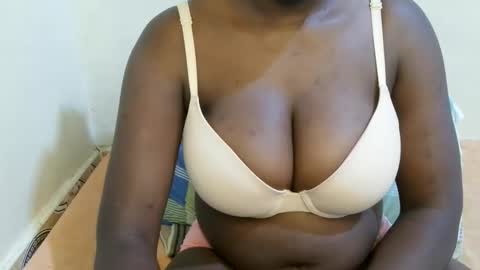 Snapshot of sexxy_maya1 chatting on 05-16-26, 10:12 sexxy_maya1 online show from 05-16-26, 10:12