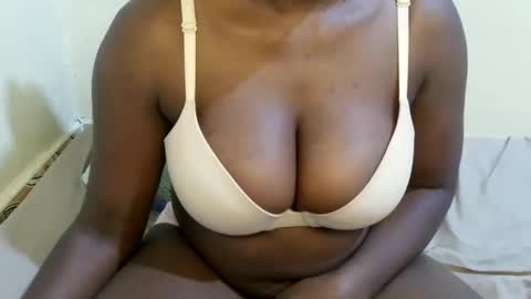 Snapshot of sexxy_maya1 chatting on 05-29-26, 10:30 sexxy_maya1 online show from 05-29-26, 10:30
