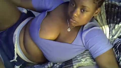 Snapshot of sexxy_mish chatting on 10-16-25, 05:47 sexxy_mish online show from 10-16-25, 05:47
