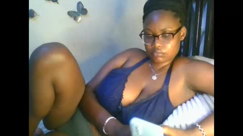 Snapshot of sexxy_mish chatting on 01-11-26, 06:35 sexxy_mish online show from 01-11-26, 06:35