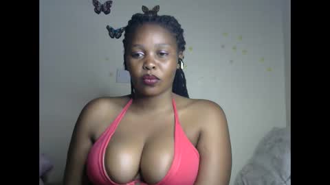 Snapshot of sexxy_savage chatting on 03-12-25, 10:17 sexxy_savage online show from 03-12-25, 10:17