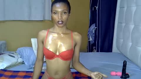 Snapshot of sexxy_tiana chatting on 06-10-26, 02:45 sexxy_tiana online show from 06-10-26, 02:45