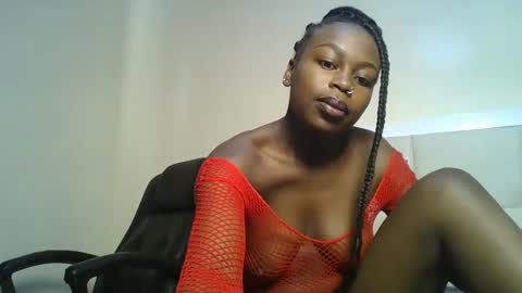 Snapshot of sexxyivy chatting on 02-24-25, 12:26 ivy online show from 02-24-25, 12:26